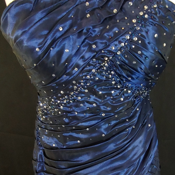 Sequined and Beaded Midnight Blue in like new cond - Picture 3 of 3